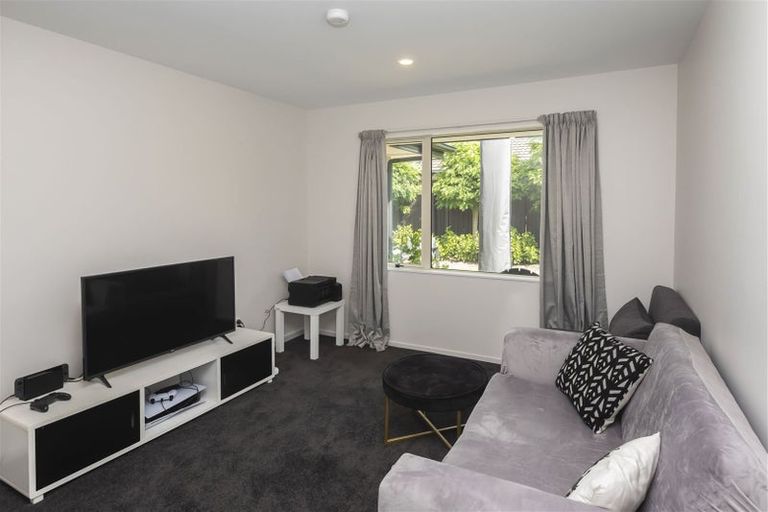 Photo of property in 14 Mounter Avenue, Northwood, Christchurch, 8051