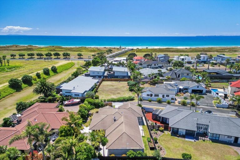 Photo of property in 22c Seychelles Drive, Papamoa Beach, Papamoa, 3118