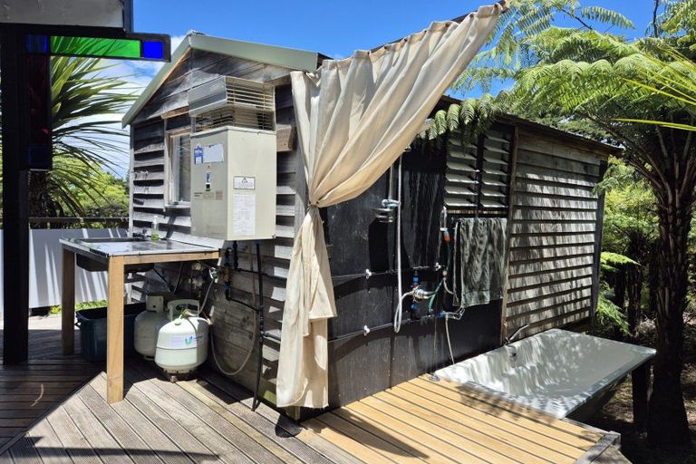 Photo of property in 451 Tuateawa Road, Tuateawa, Coromandel, 3583