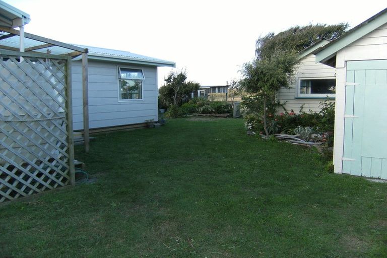 Photo of property in 41 Nuku Street, Tangimoana, 4822