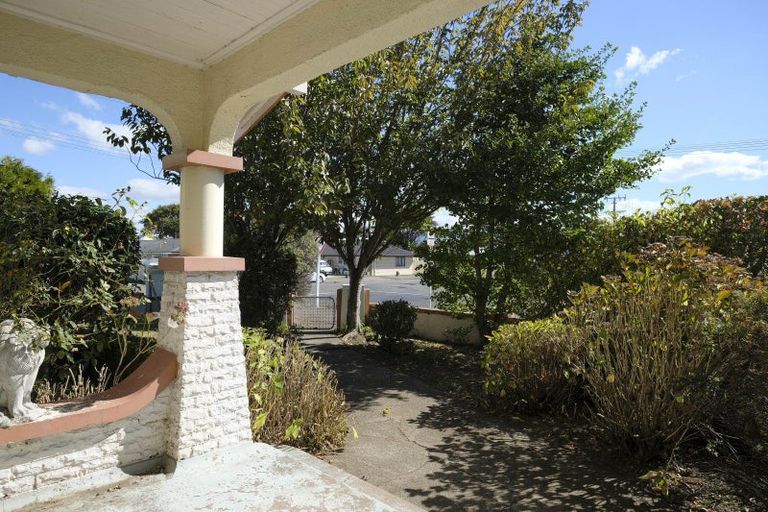 Photo of property in 2 Maine Street, Dannevirke, 4930