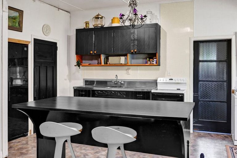 Photo of property in 9 Bridger Place, Eltham, 4322