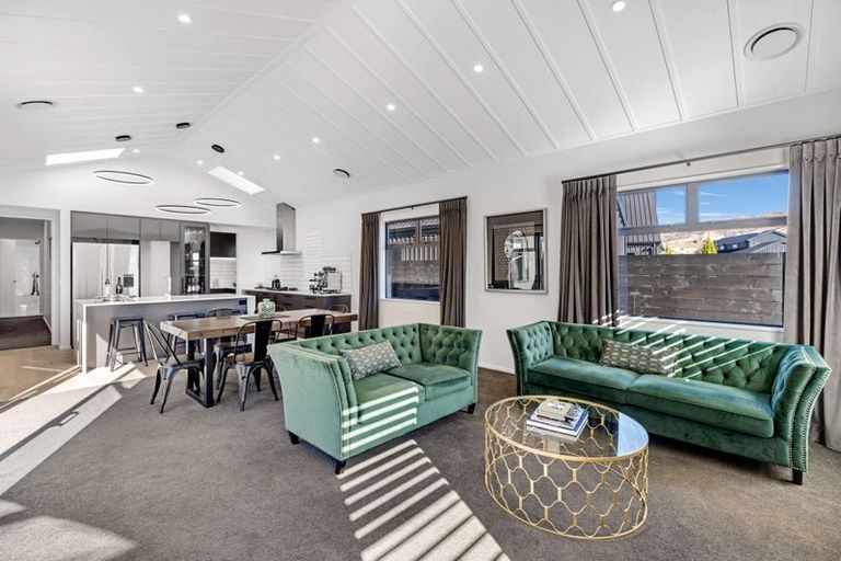 Photo of property in Wooing Tree Vineyard Ltd, 13 Vintage Street, Cromwell, 9310