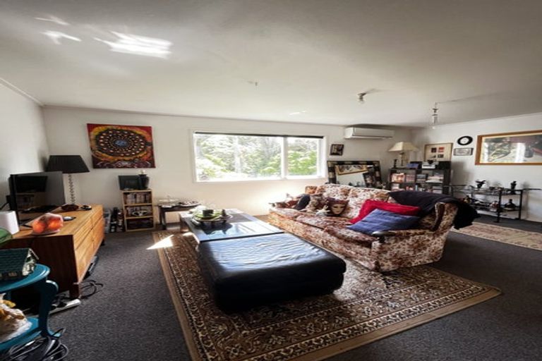 Photo of property in 27a Randwick Road, Northland, Wellington, 6012