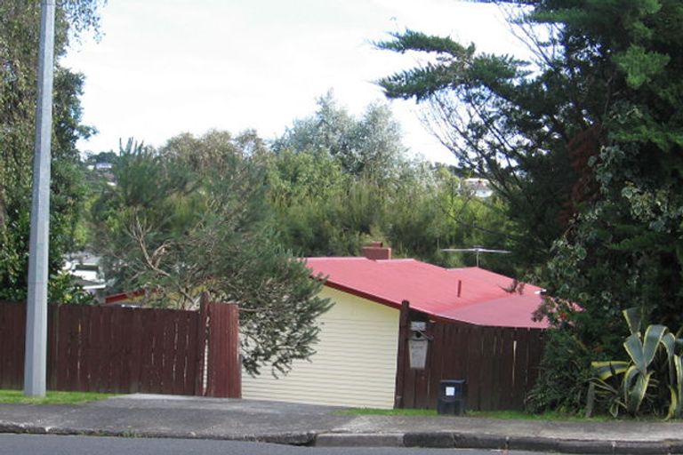 Photo of property in 45 Captain Scott Road, Glen Eden, Auckland, 0602