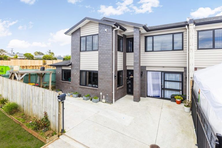 Photo of property in 43a Thompson Terrace, Manurewa, Auckland, 2102