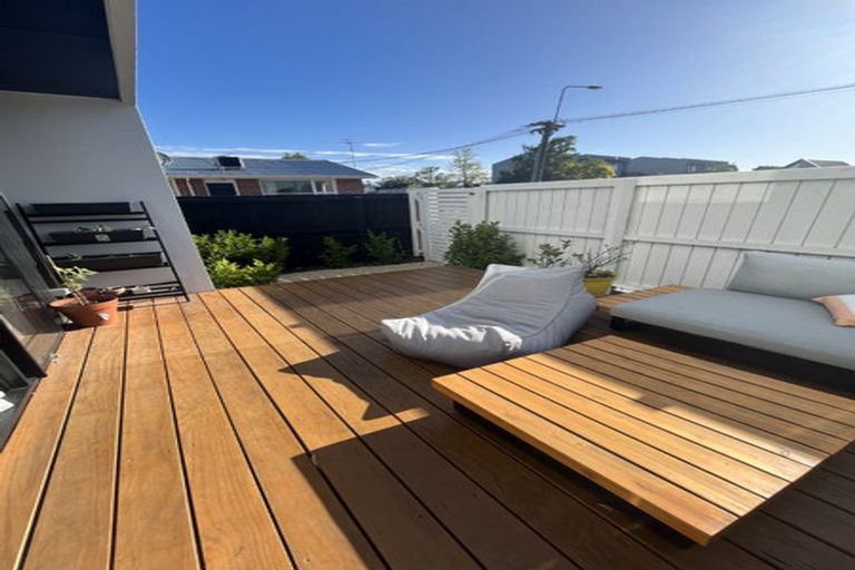 Photo of property in 2/448 Madras Street, St Albans, Christchurch, 8014