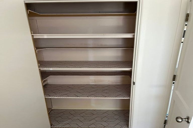 Photo of property in 1/51 Rothesay Bay Road, Rothesay Bay, Auckland, 0630