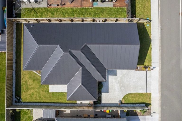 Photo of property in 25 Grimwood Street, Woodend, 7610