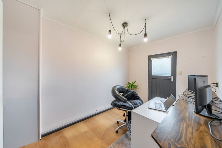 Photo of property in 6 Spey Place, Papakowhai, Porirua, 5024