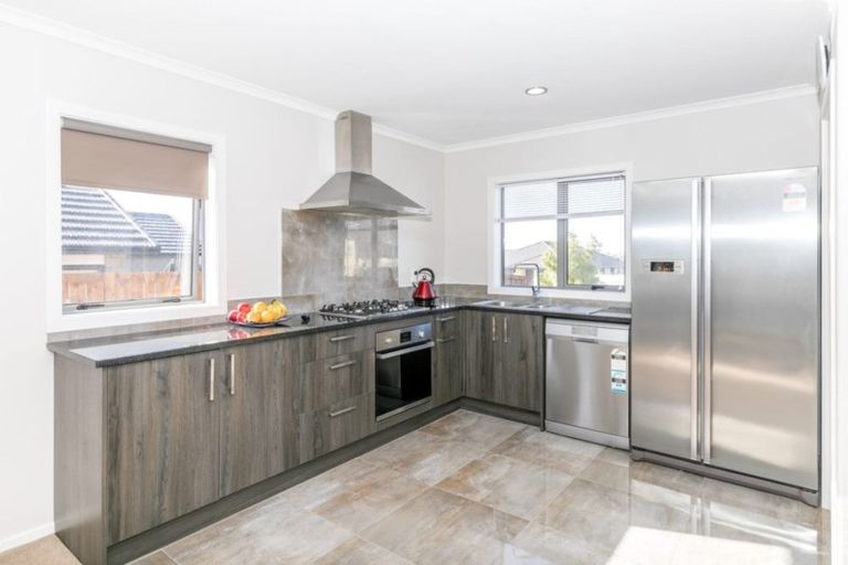 Photo of property in 22 Patatee Terrace, Baverstock, Hamilton, 3200