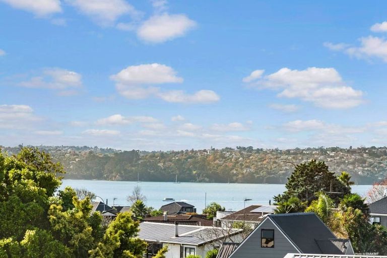 Photo of property in 142c Luckens Road, West Harbour, Auckland, 0618