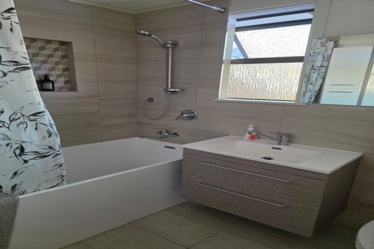 Photo of property in 5 Savage Crescent, Marewa, Napier, 4110