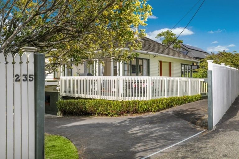 Photo of property in 1/235 Lake Road, Belmont, Auckland, 0622