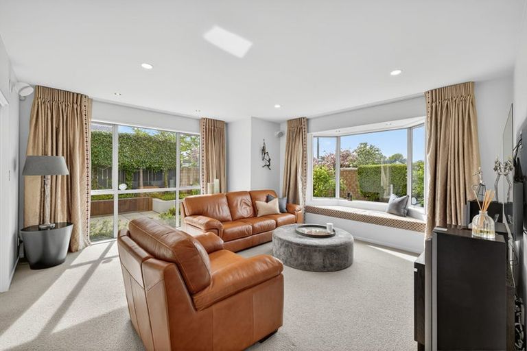 Photo of property in 1a Westburn Terrace, Burnside, Christchurch, 8041