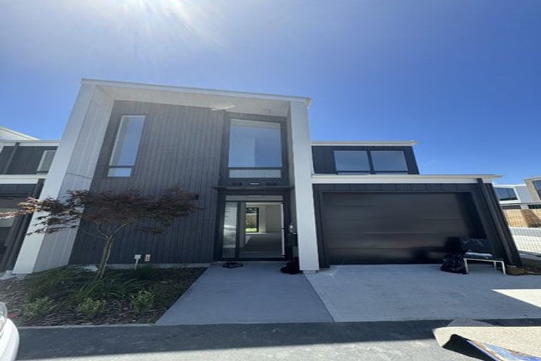 Photo of property in 11 Houhere Street, Paraparaumu, 5032