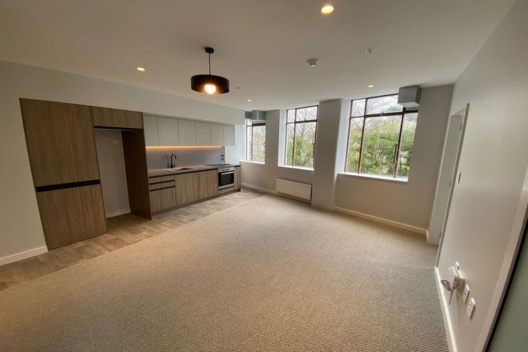 Photo of property in Unit 202,l2, 202/14 Laings Road, Hutt Central, Lower Hutt, 5010