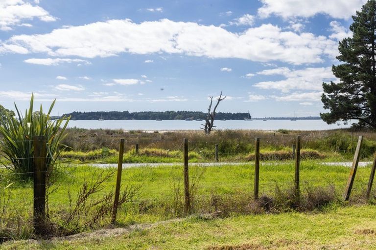 Photo of property in 11 Margaret Drive, Omokoroa, 3114