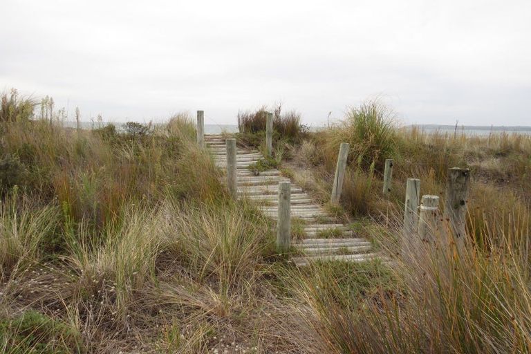 Photo of property in 22 Pukenui Drive, Mahia, 4198