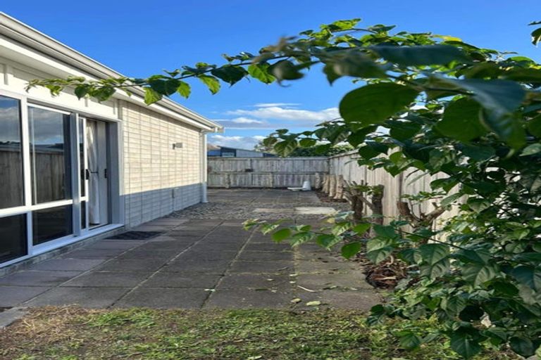 Photo of property in 5 Alice Lane, Papamoa Beach, Papamoa, 3118