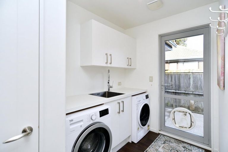 Photo of property in 1 Rue De La Mare, Parklands, Christchurch, 8083