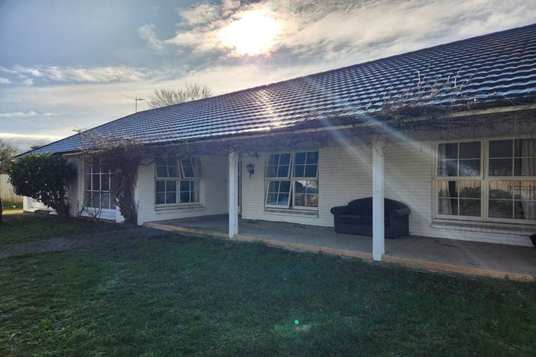 Photo of property in 8 Moorpark Place, Ilam, Christchurch, 8041