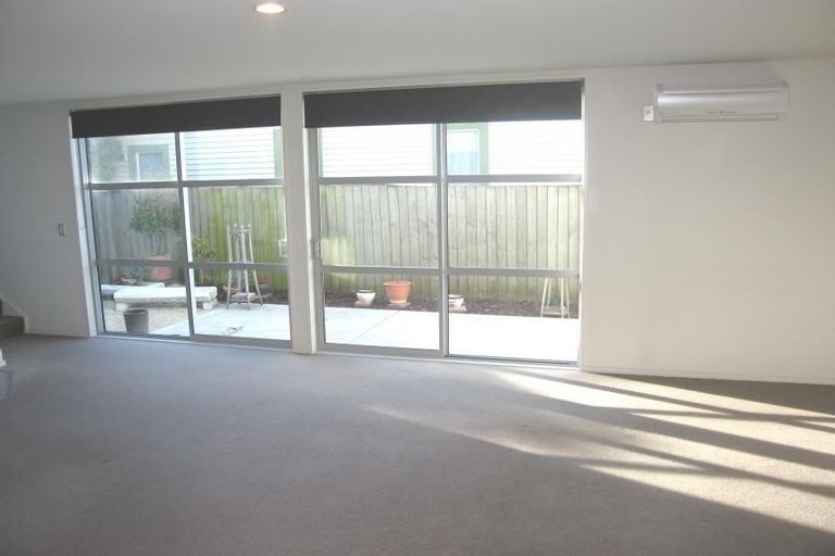 Photo of property in 545 Barbadoes Street, Edgeware, Christchurch, 8013