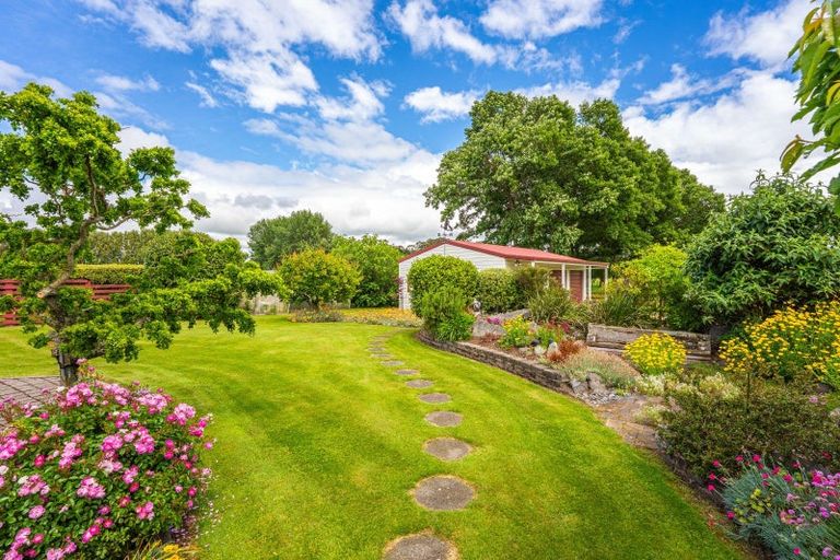Photo of property in 34 Cambridge Street, Pahiatua, 4910