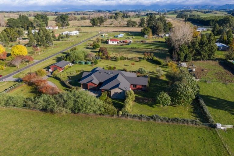 Photo of property in 66 Mantell Street, Tikokino, Waipawa, 4273