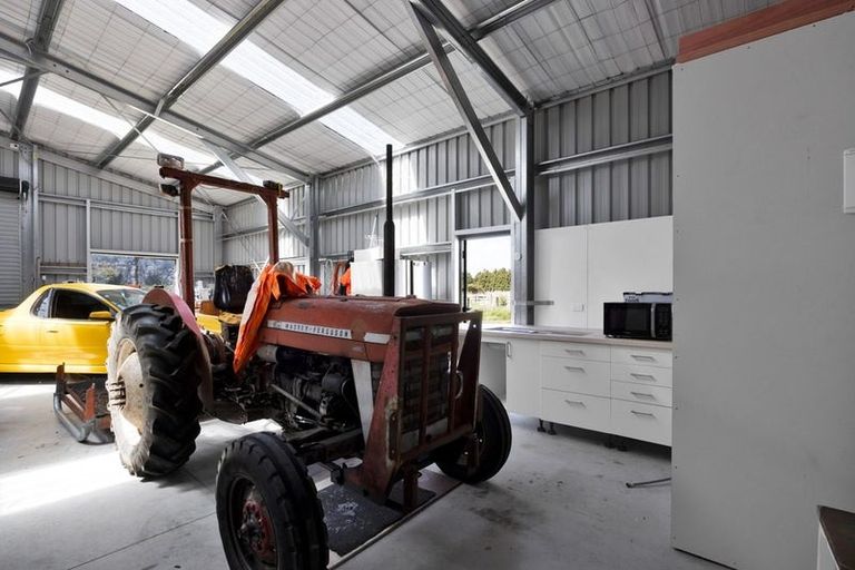 Photo of property in 240 Ohanga Road, Onaero, Waitara, 4383