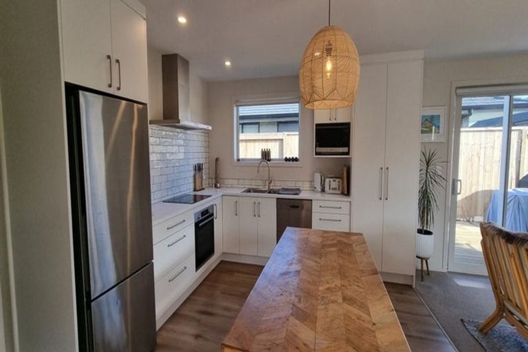 Photo of property in 18 Kuihi Street, Poike, Tauranga, 3112