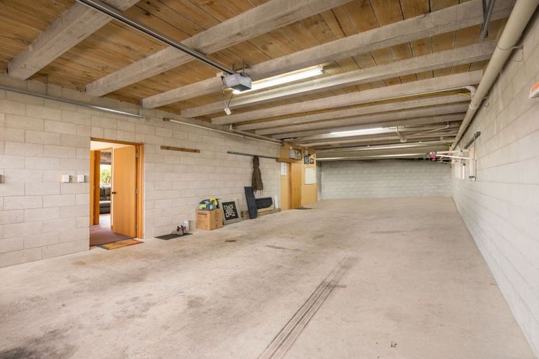 Photo of property in 12 Grove Avenue, Weston, Oamaru, 9401