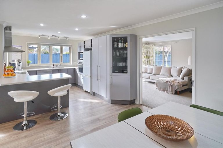 Photo of property in 22 Country Palms Drive, Halswell, Christchurch, 8025