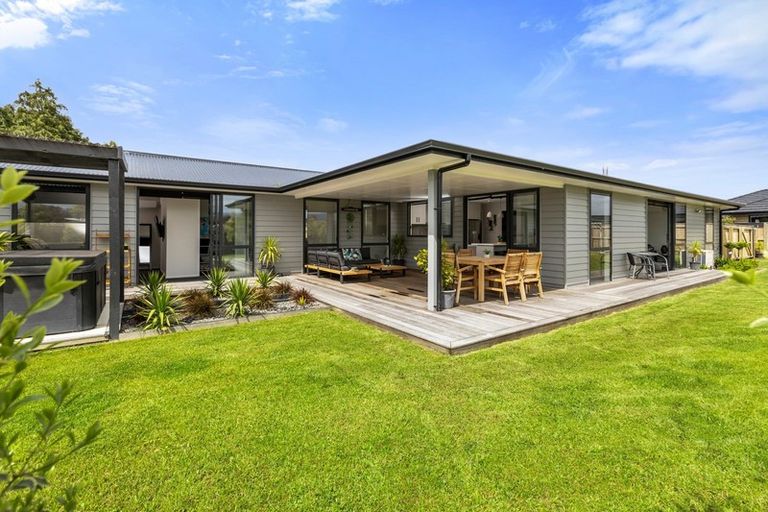 Photo of property in 14 Maple Grove, Solway, Masterton, 5810