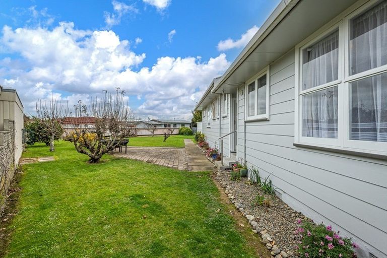 Photo of property in 38 Shelley Street, Roslyn, Palmerston North, 4414
