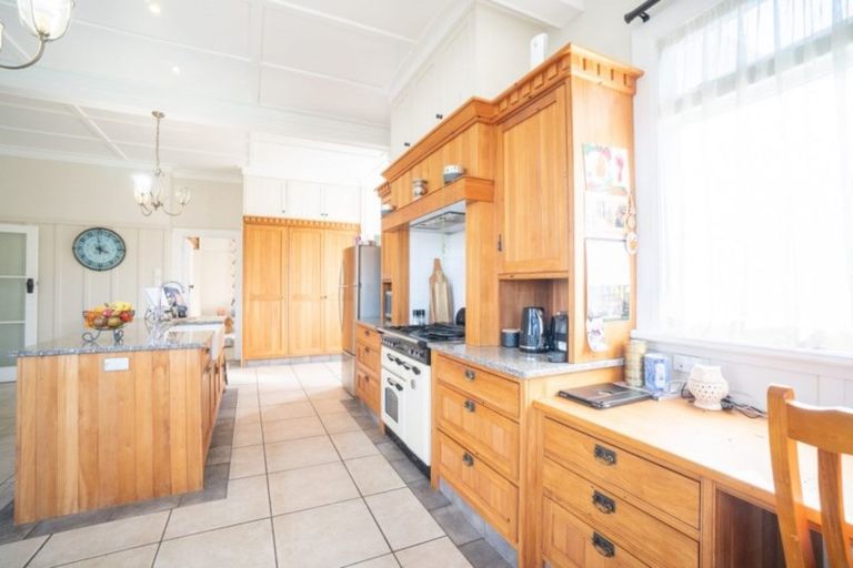 Photo of property in 45 Batt Street, West End, Palmerston North, 4410