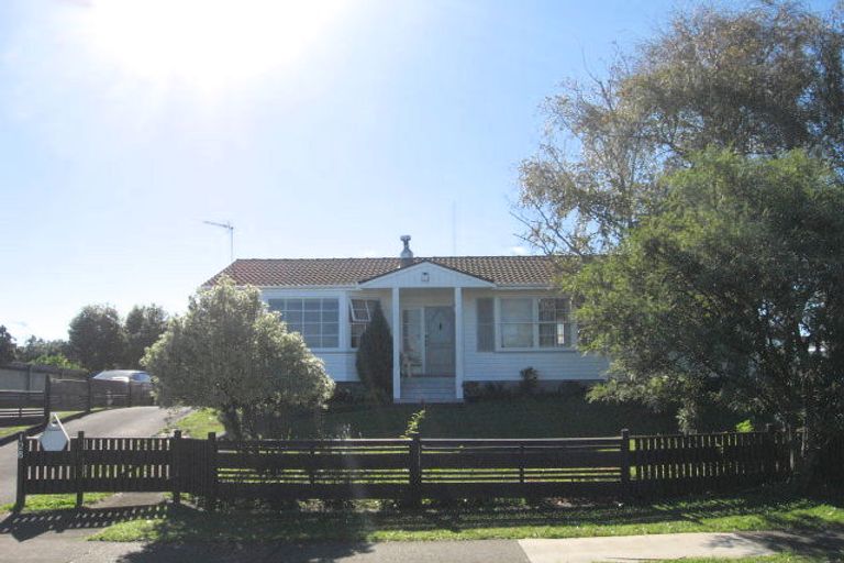 Photo of property in 128 Cascades Road, Pakuranga Heights, Auckland, 2010