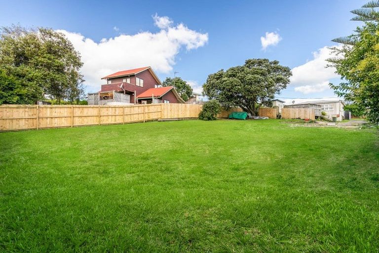 Photo of property in 4a Tiri Road, Manly, Whangaparaoa, 0930