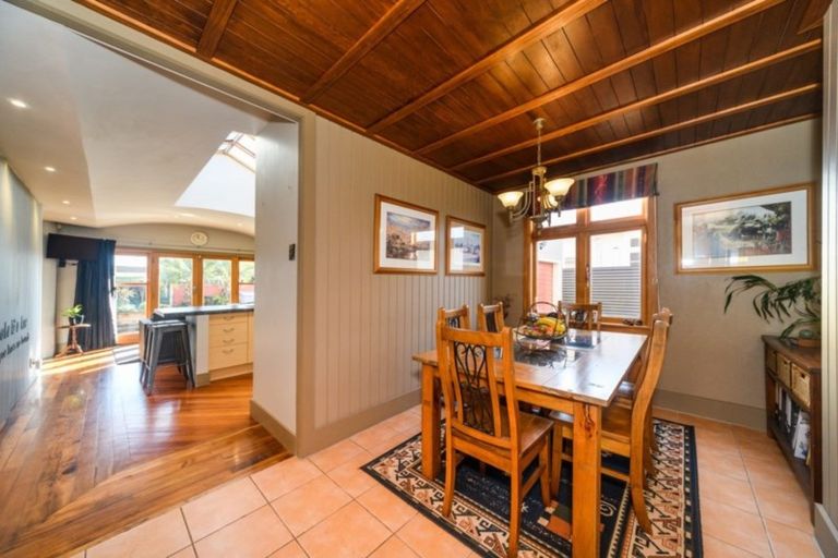 Photo of property in 42 Havill Street, Takaro, Palmerston North, 4410
