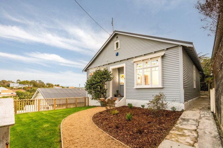 Photo of property in 44 Mills Road, Brooklyn, Wellington, 6021