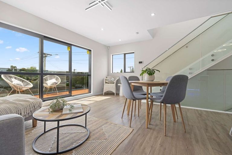 Photo of property in 6/18 Hutchinsons Road, Bucklands Beach, Auckland, 2014