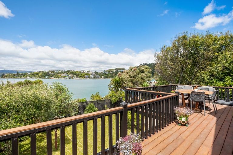 Photo of property in 1/6 Mana Esplanade, Paremata, Porirua, 5026