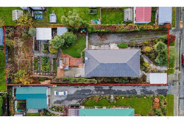 Photo of property in 51 Campbell Street, Geraldine, 7930