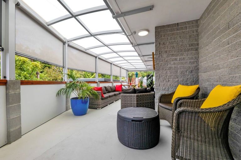 Photo of property in 11 Shaldon Crescent, Blagdon, New Plymouth, 4310