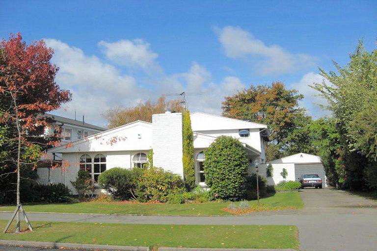 Photo of property in 321 Waimairi Road, Ilam, Christchurch, 8041