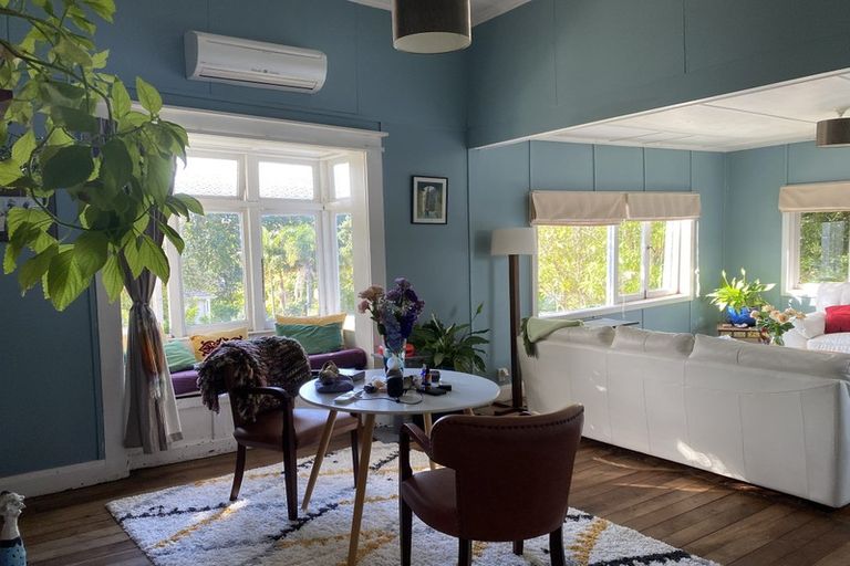 Photo of property in 18 Shoal Bay Road, Devonport, Auckland, 0624