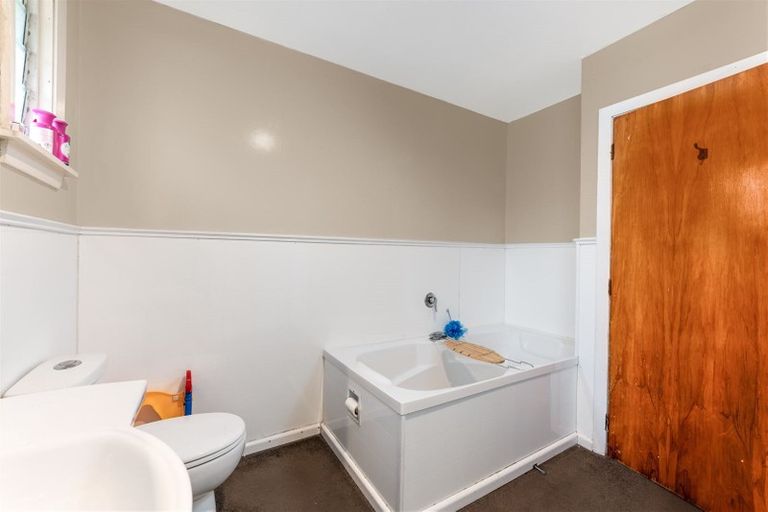 Photo of property in 12 Renwick Place, Hillmorton, Christchurch, 8025