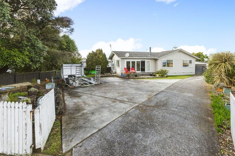 Photo of property in 10 Tatariki Street, Rosehill, Papakura, 2113