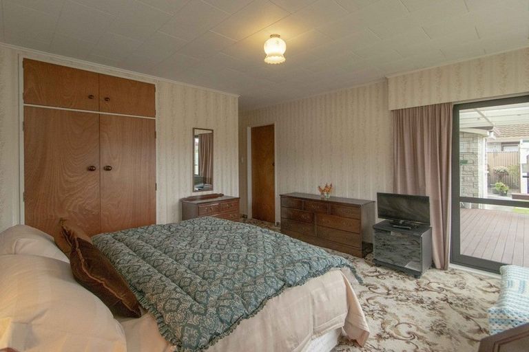 Photo of property in 151 Tait Drive, Greenmeadows, Napier, 4112