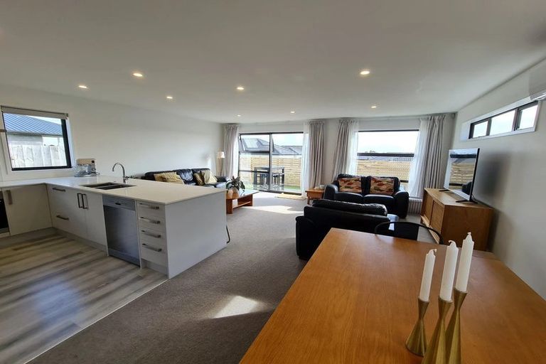 Photo of property in 20a Pakaraka Drive, Papakura, 2110